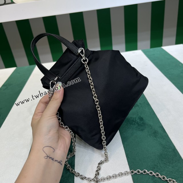 Prada專櫃新款Mini斜挎雙肩小背包 1BH029 普拉達經典款黑色女士雙肩包 csp1666